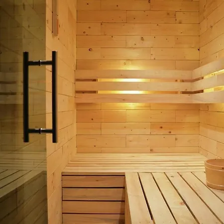 Luxury Holiday With A Pool And Sauna *