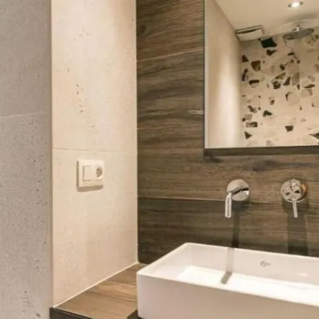 Luxury Holiday With A Pool And Sauna Prázdninový dům Perwez (Namur)