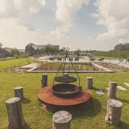 Luxury Holiday With A Pool And Sauna Prázdninový dům *