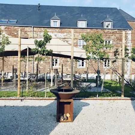 펜션 Luxury Holiday With A Pool And Sauna *